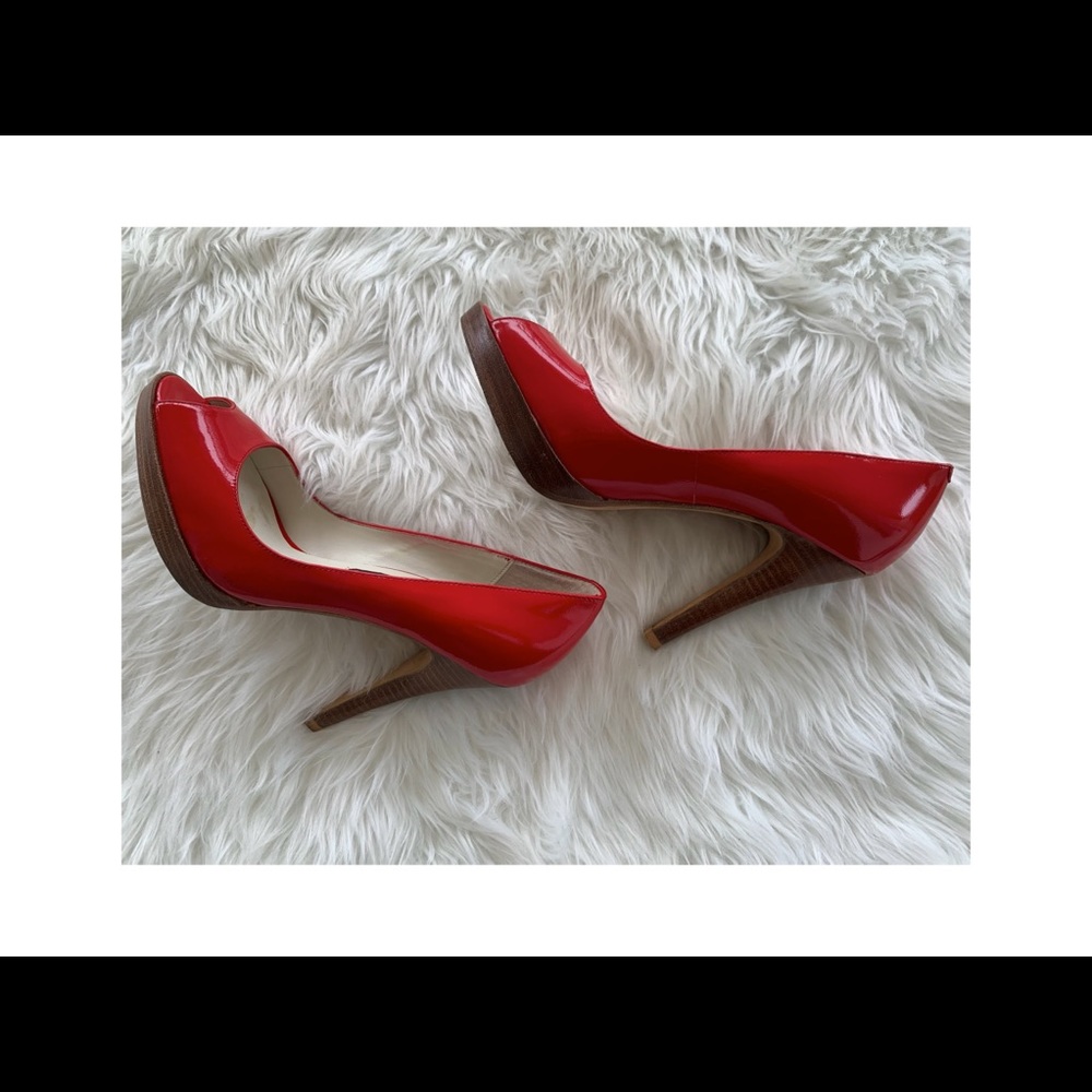 🔥🔥RED HOTT XMAS SELL 🔥🔥Steve Madden Patent Leather Pumps👠 size 7